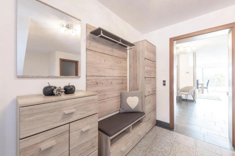 3 Bedrooms Apartment