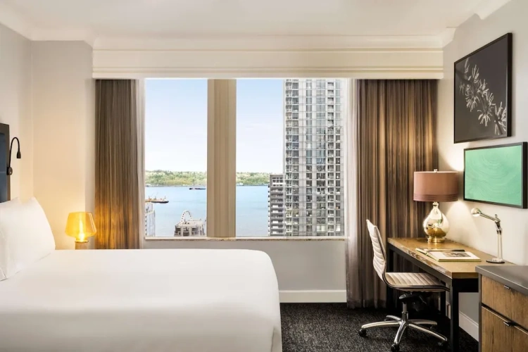 Double room with view