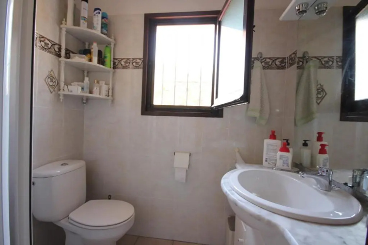 Villa Emp 0914