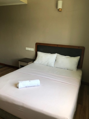 Standard Double room with city view