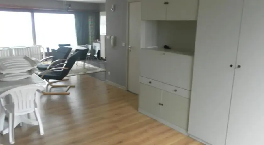 Apartment Noordzee 10/30