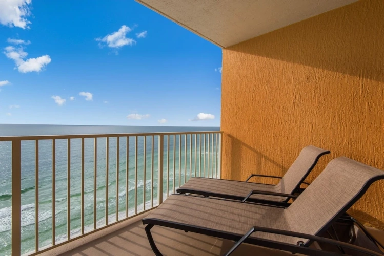 Standard room with balcony