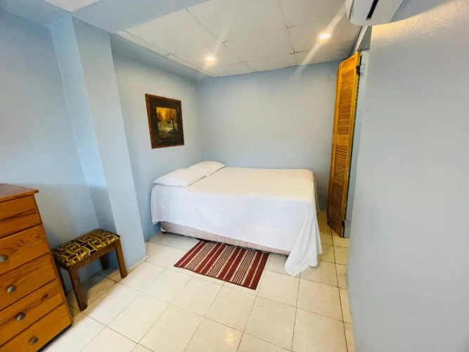 Economy room