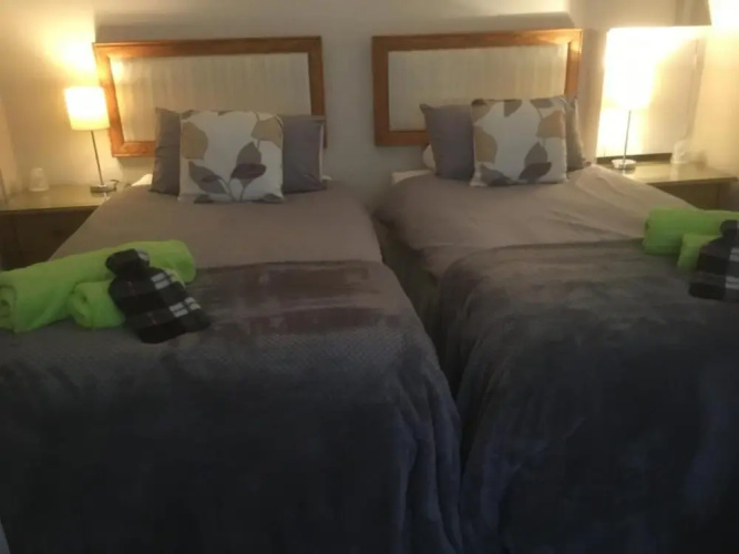 Otters' Green Bed and Breakfast