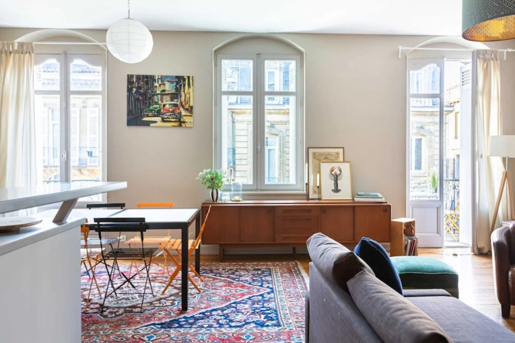 Typical Bordeaux Apartment