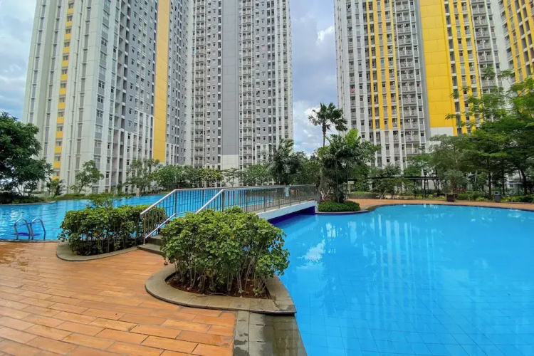 Restful Studio Apartment At Springlake Summarecon Bekasi