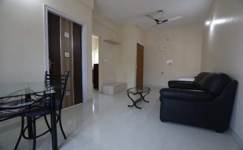 Symphony Suites By OYO Rooms