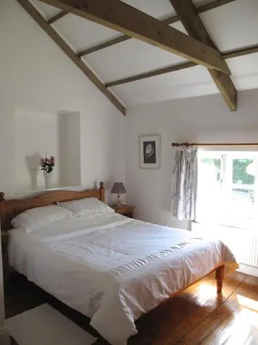 Rosewyn Farmhouse