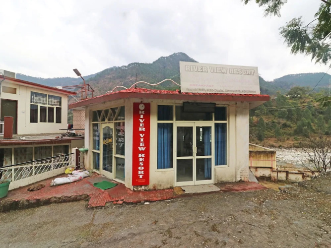 OYO 27935 Riverview Resort