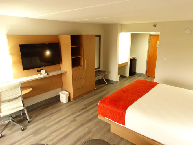 Best Western PLUS Executive Hotel