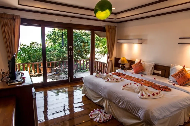 Deluxe Bungalow