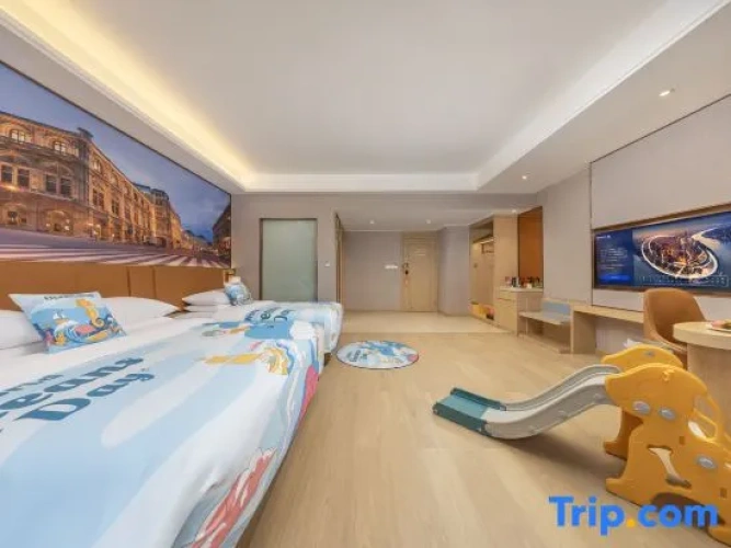 Standard Twin Family room