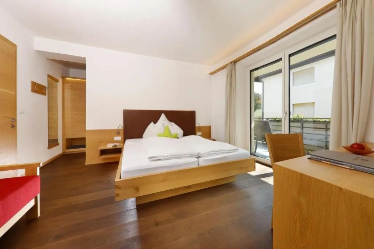 Superior Double room with balcony