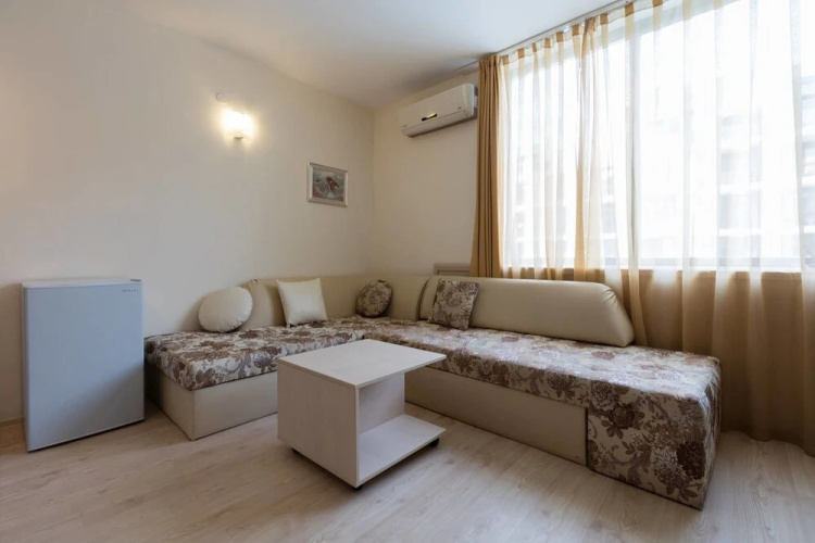 Apartment with Kitchenette in Avalon Complex