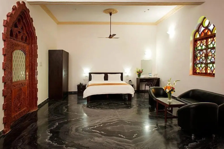 Royal Pearl Resort