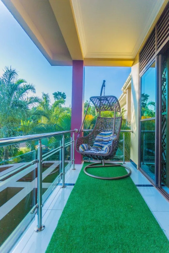 Shine Country Resort Hotel