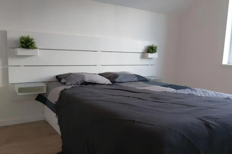 3 Bedrooms Cottage