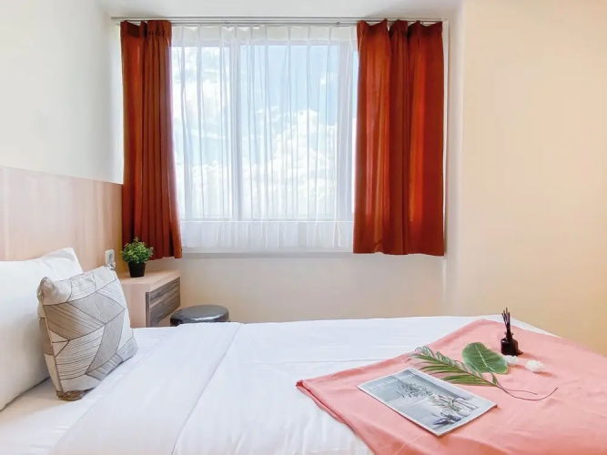 Restful 3Br At Meikarta Apartment