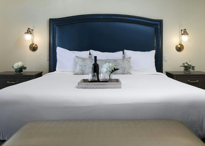 Avila Lighthouse Suites