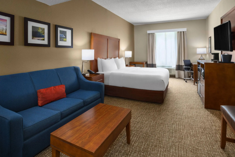 Wingate by Wyndham Pittsburgh/New Stanton