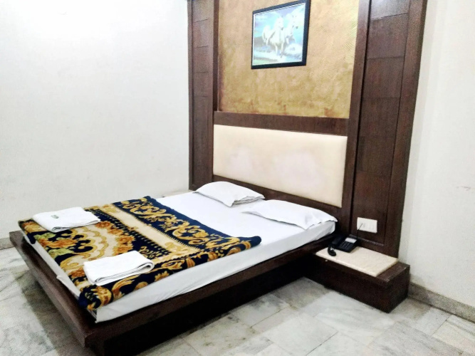 Hotel Maanvi