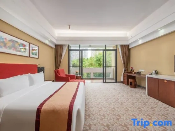 Standard Double room with balcony and with garden view