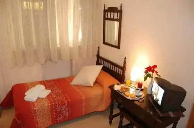 Sobre Hostal Los Infantes