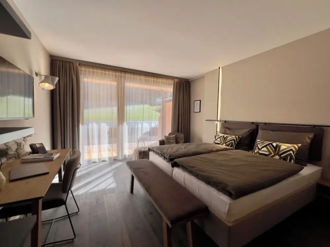 Deluxe Double room with balcony