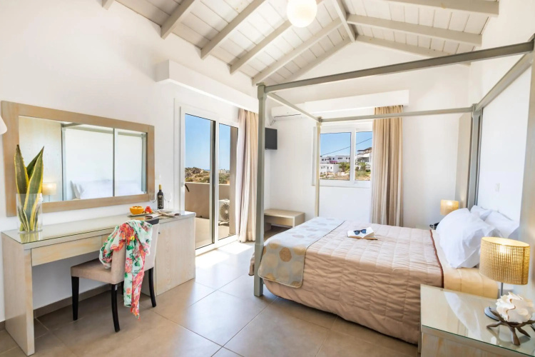 Apolis Beachscape Hotel