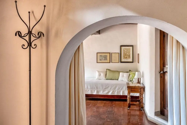 Suite with balcony