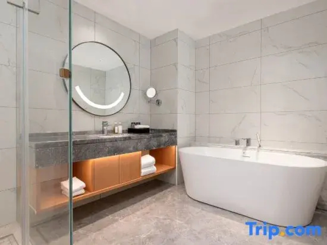 Holiday Inn WEINAN HIGH-TECH ZONE by IHG