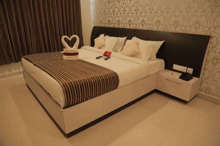 OYO 1050 Hotel Aksharadha