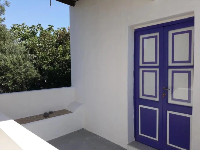 3 Bedrooms Cottage