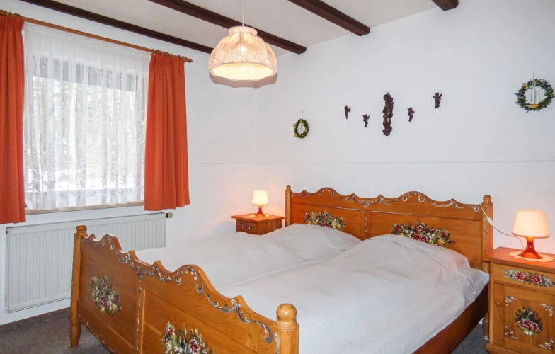 Beautiful Apartment in Arrach With 2 Bedrooms and Wifi