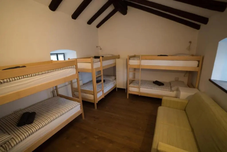 Hostel Škrla