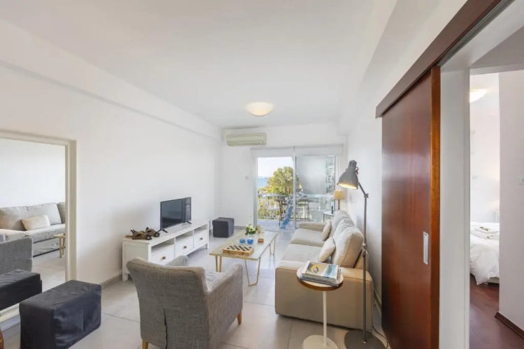 Limassol Olimpia Beach Suite