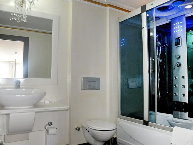 Hettie Hotel