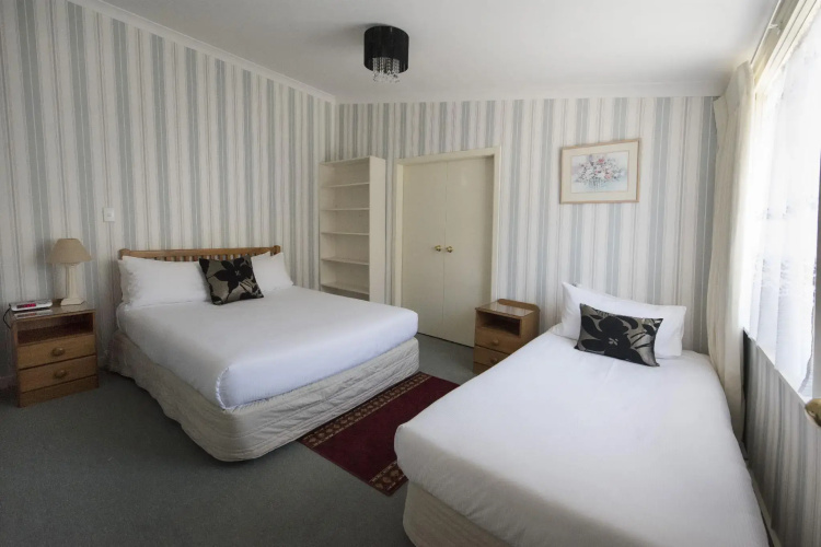 Prince's Gate Hotel