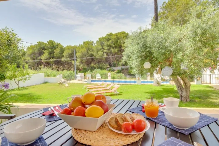 3 Bedrooms Villa