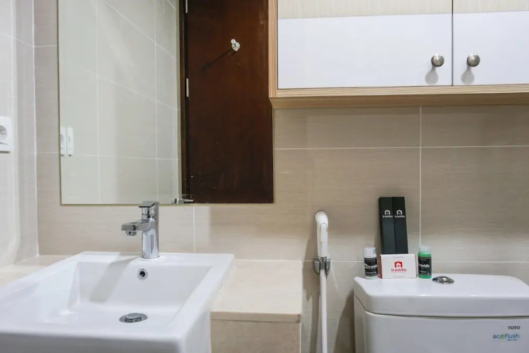 Modern Studio Room Puri Mansion Apartment