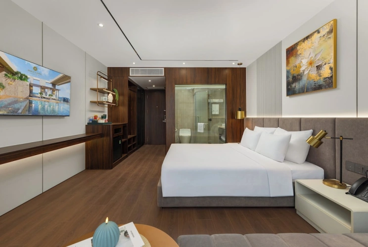 Deluxe Double room with partial ocean view