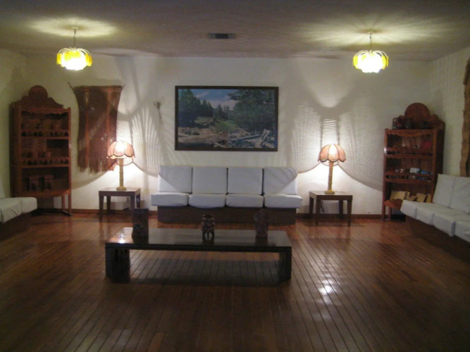 The Halfwaiy Inn
