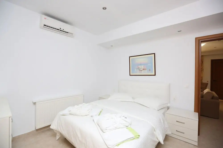 Skiathos Island Villas