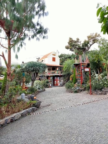 2 Bedrooms Cottage