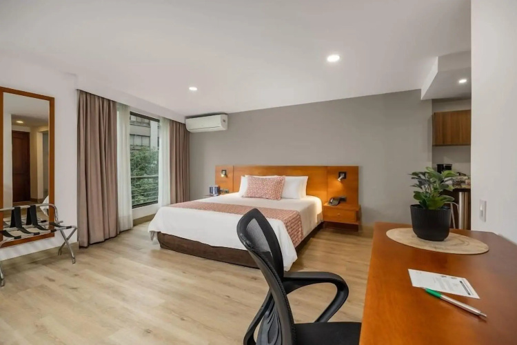 Hotel Leblón Suites Milla de Oro