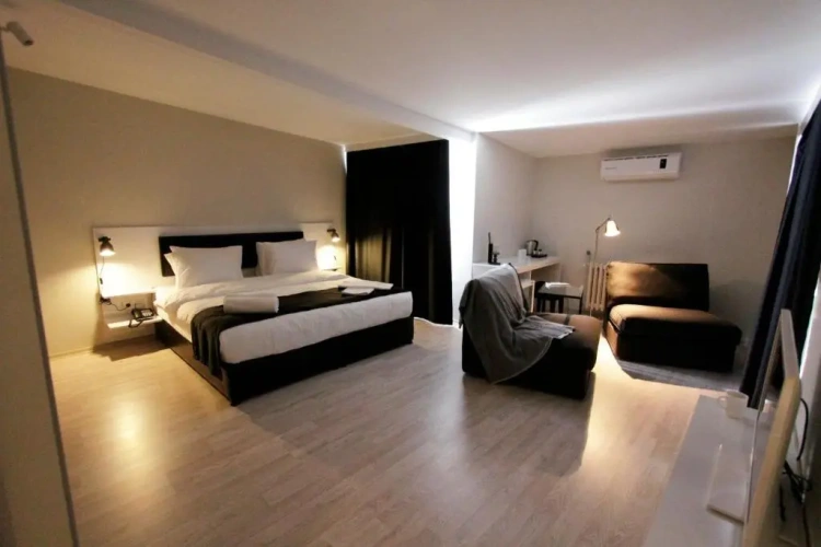 Penthouse Suite