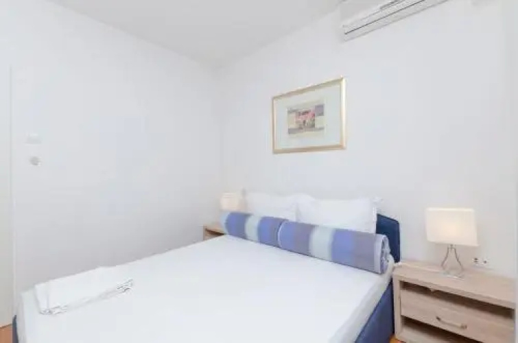 Apartments Srdjan