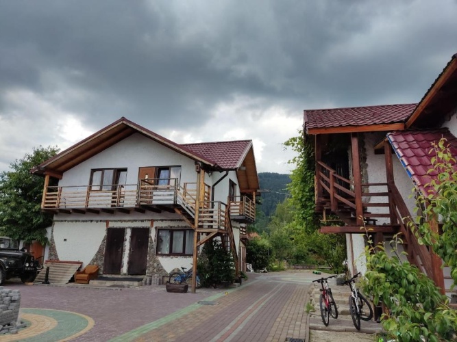 2 Bedrooms Apartment