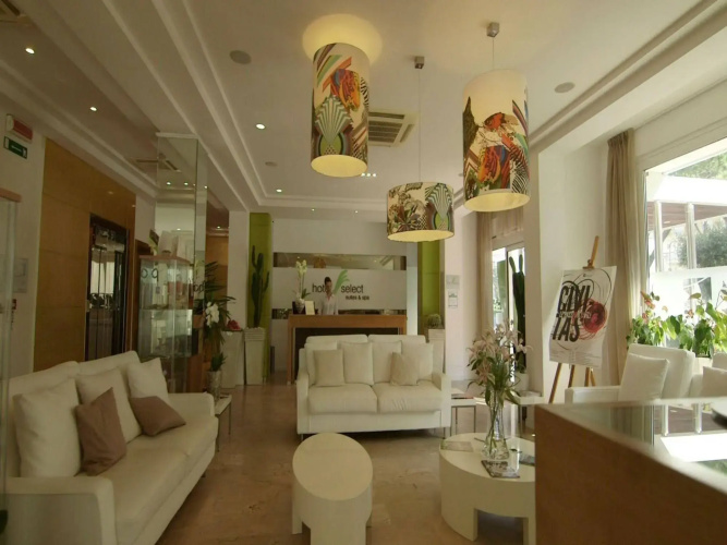 Hotel Select Suites & Spa / Apartments