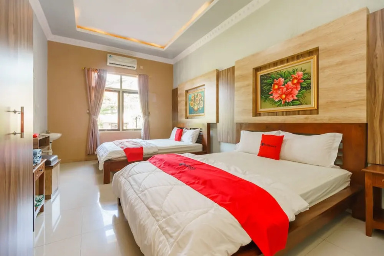 Montana Hotel Kuningan by RedDoorz